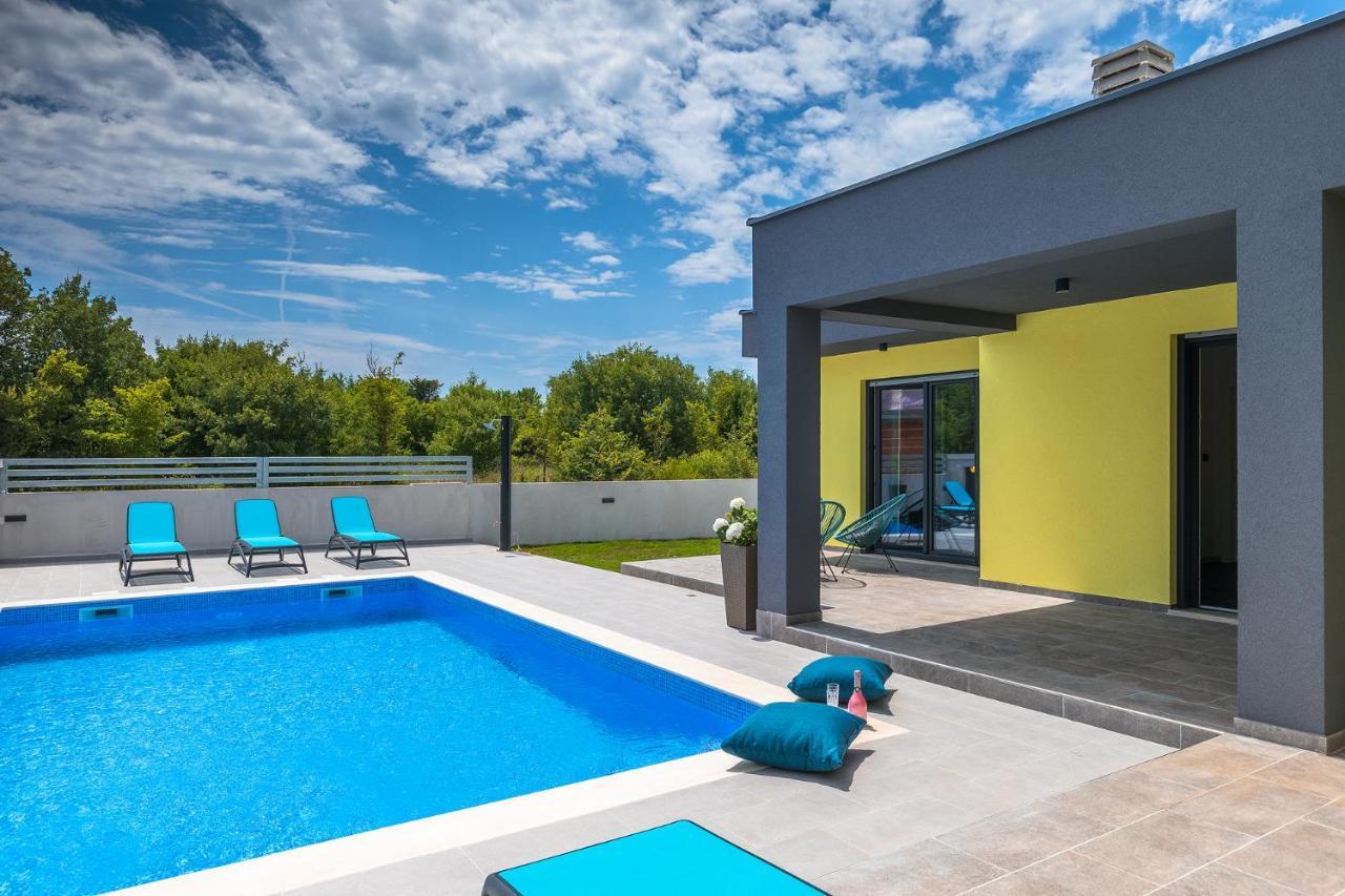 Kuca Za Odmor Ines Villa Пула Екстериор снимка