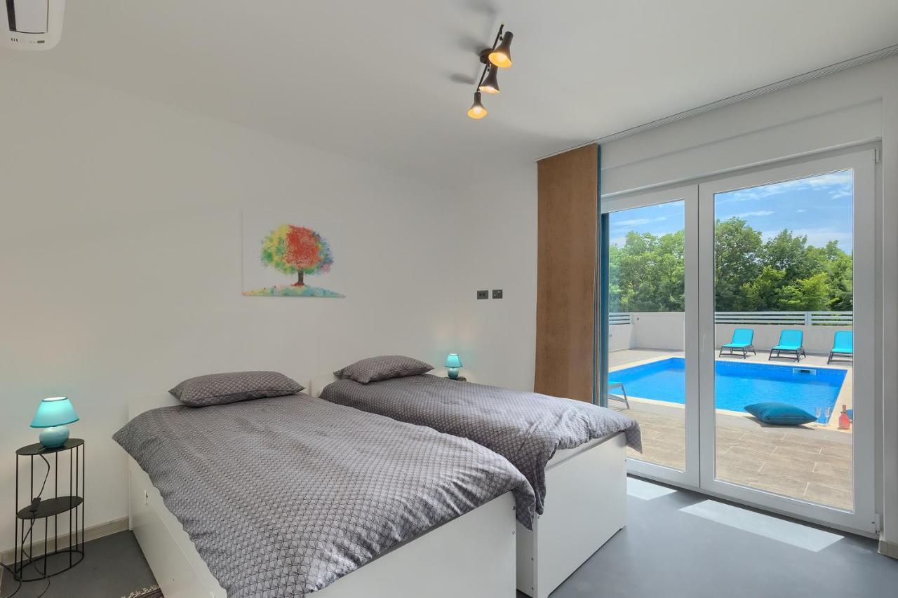 Kuca Za Odmor Ines Villa Пула Екстериор снимка