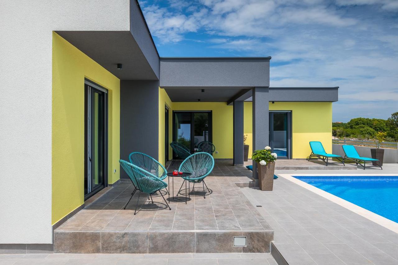Kuca Za Odmor Ines Villa Пула Екстериор снимка